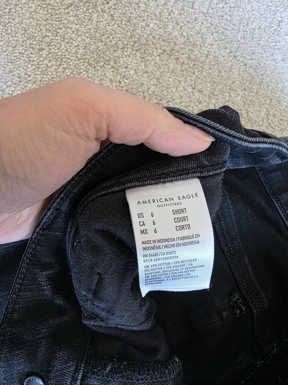 American Eagle Outfitters Black Women's Jeans - Size 6 Short